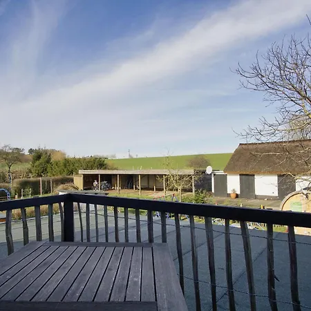 Nah Am Meer, Ruhige Lage, Gratis Nutzung Vom Ahoi Erlebnisbad Und Sauna In Sellin - Haus Buednerstube 5