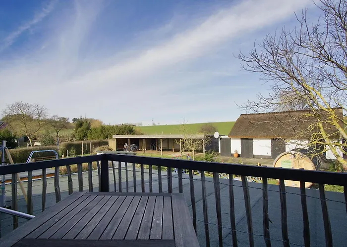 Nah Am Meer, Ruhige Lage, Gratis Nutzung Vom Ahoi Erlebnisbad Und Sauna In Sellin - Haus Buednerstube 5